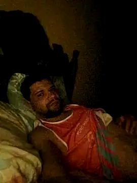 Snapshot of colemiranda chatting on 03/19/25, 03:52 colemiranda online show from 03/19/25, 03:52