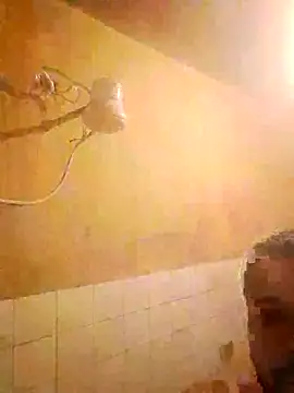 Snapshot of colemiranda chatting on 10/05/25, 12:09 colemiranda online show from 10/05/25, 12:09