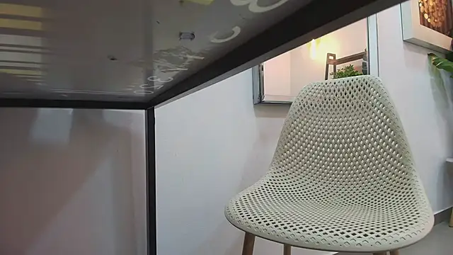 Coral Lise online show from 09/22/25, 11:01