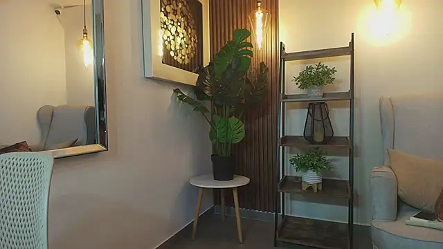 Coral Lise online show from 09/25/25, 11:36