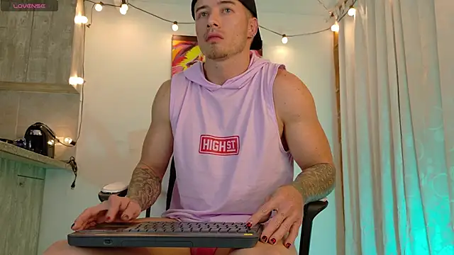 Ryannblue07 online show from 10/23/25, 11:35