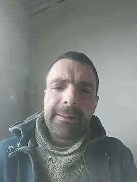 Snapshot of MaksDzubaV chatting on 03/15/25, 01:18 MaksDzubaV online show from 03/15/25, 01:18