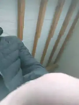 Snapshot of MaksDzubaV chatting on 03/19/25, 06:14 MaksDzubaV online show from 03/19/25, 06:14