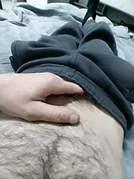 Snapshot of MaksDzubaV chatting on 01/07/26, 10:01 MaksDzubaV online show from 01/07/26, 10:01