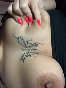 Snapshot of mariabootyyy chatting on 03/23/25, 02:04 mariabootyyy online show from 03/23/25, 02:04