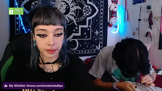 lovelockedlips online show from 12/19/25, 08:05