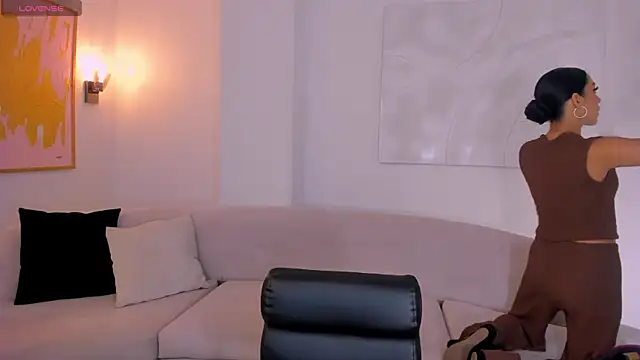 AmaliaCrus online show from 02/25/26, 07:23