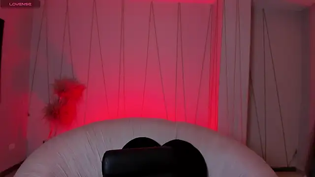 MaiaCollins online show from 09/11/25, 05:57