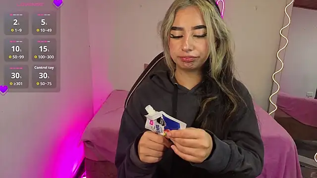 Malory tay1 online show from 11/12/25, 07:13