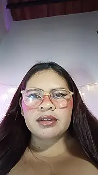 Trilyn25 online show from 06/25/26, 05:34