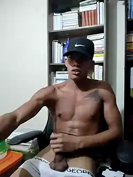 Snapshot of Aronbbc chatting on 03/19/25, 01:54 Aronbbc online show from 03/19/25, 01:54