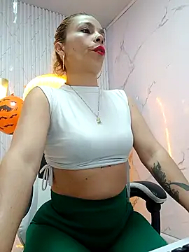 ferchisconejita online show from 10/06/25, 01:08