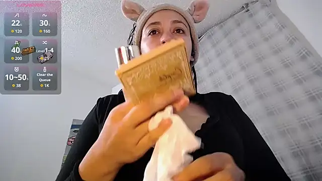 xx chloesex online show from 09/30/25, 01:10