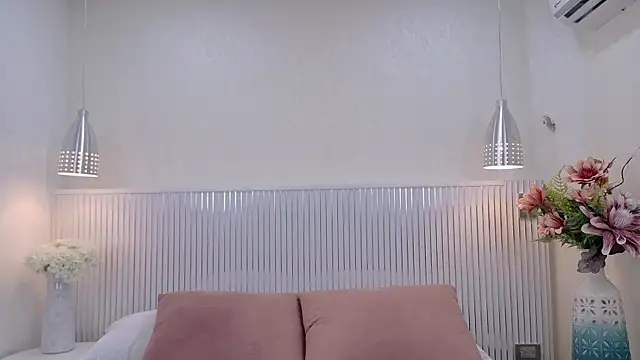 Snapshot of katia_moregb chatting on 09/10/25, 07:47 katia moregb online show from 09/10/25, 07:47