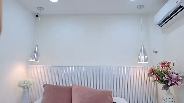 Snapshot of katia_moregb chatting on 09/22/25, 07:49 katia moregb online show from 09/22/25, 07:49