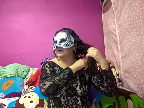 Pequitas sexi online show from 10/15/25, 06:02