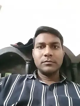 vikesh05 online show from 11/28/25, 08:44