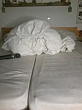 Snapshot of naturliebe chatting on 03/01/26, 03:25 naturliebe online show from 03/01/26, 03:25