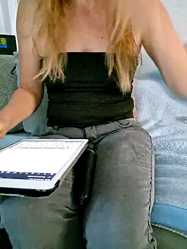 naturliebe online show from 03/25/26, 08:31