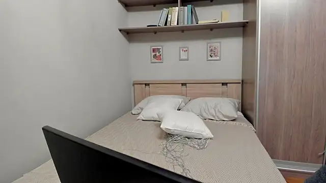 Snapshot of TayaGoth_ chatting on 03/17/25, 06:00 TayaGoth  online show from 03/17/25, 06:00