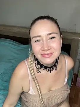 Nikusia online show from 03/22/25, 10:39