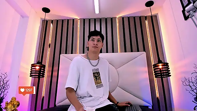 Jhojan twink online show from 11/19/25, 01:11