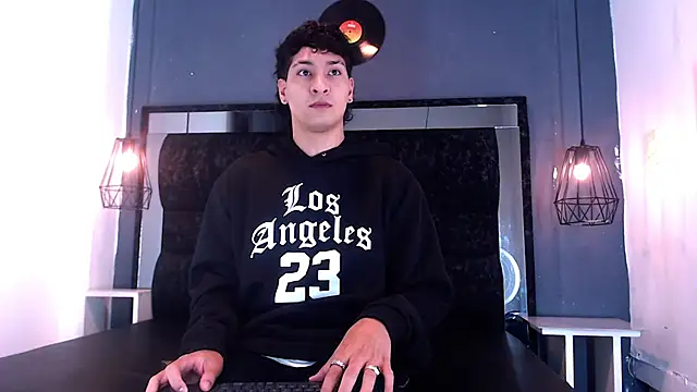 Jhojan twink online show from 01/17/26, 04:28