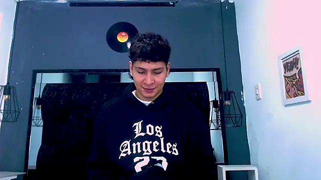 Jhojan twink online show from 03/20/26, 05:12