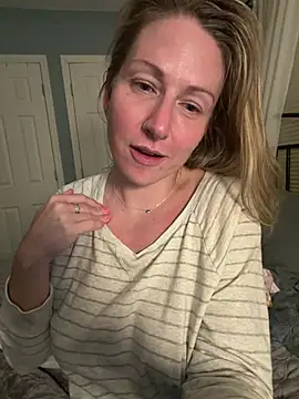 LittleMsMILF online show from 03/29/26, 02:22