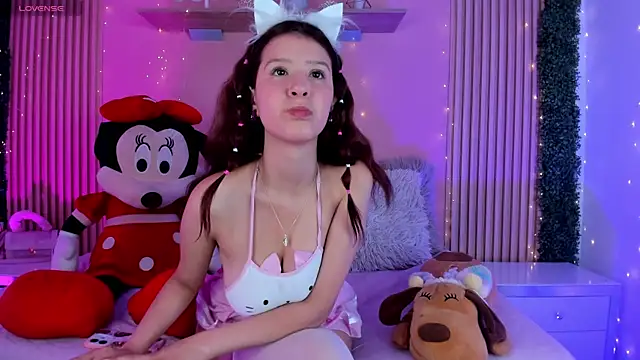 Sophie joyy online show from 12/14/25, 04:18