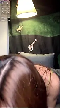 Snapshot of Cici250808 chatting on 01/05/26, 05:27 Cici250808 online show from 01/05/26, 05:27