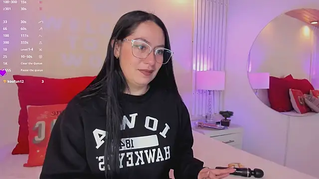 AliceCorner online show from 11/21/25, 12:04