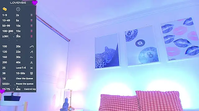 Valen ross  online show from 03/06/26, 09:22