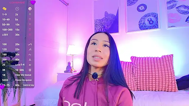 Valen ross  online show from 03/10/26, 10:26