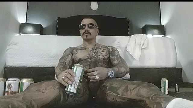 danilog515 online show from 11/04/25, 06:12