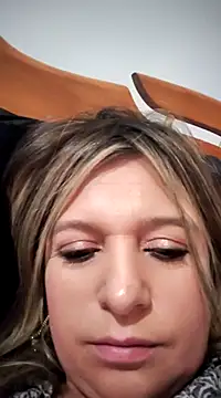 Snapshot of Samanta_SS chatting on 03/16/25, 06:20 Samanta SS online show from 03/16/25, 06:20