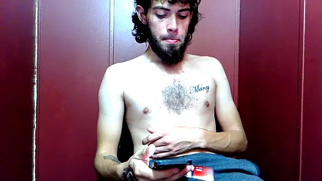 Snapshot of bwcizThrobbing chatting on 11/02/25, 02:41 bwcizThrobbing online show from 11/02/25, 02:41