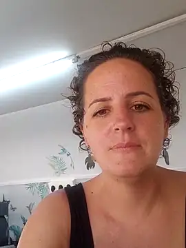 emiliemilf online show from 02/28/26, 11:28