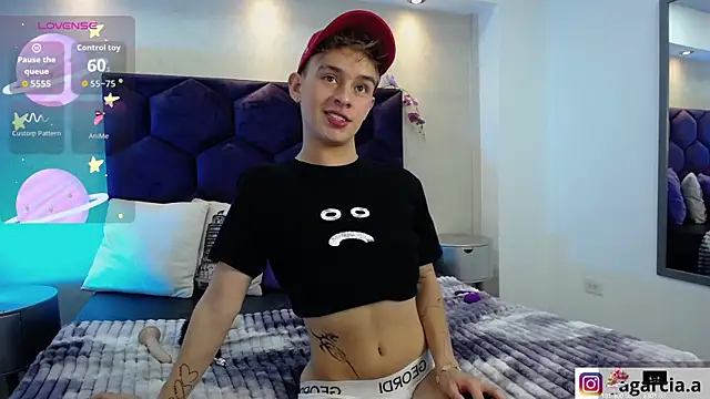 Snapshot of LiamWildx20 chatting on 09/11/25, 04:45 LiamWildx20 online show from 09/11/25, 04:45