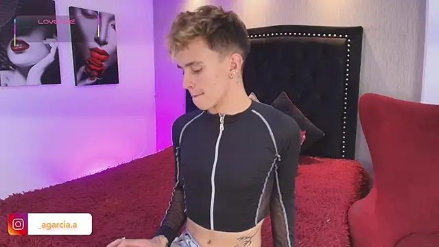 Snapshot of LiamWildx20 chatting on 12/04/25, 05:39 LiamWildx20 online show from 12/04/25, 05:39