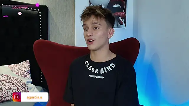 Snapshot of LiamWildx20 chatting on 02/04/26, 04:29 LiamWildx20 online show from 02/04/26, 04:29