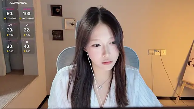 -monica-tina- online show from 07/08/26, 10:20