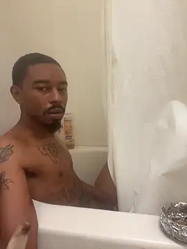 Snapshot of 9blk chatting on 11/23/25, 09:25 9blk online show from 11/23/25, 09:25