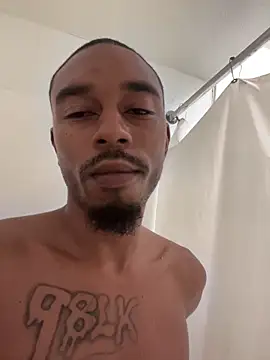 Snapshot of 9blk chatting on 12/21/25, 04:08 9blk online show from 12/21/25, 04:08