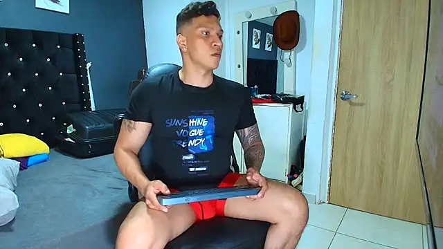 ethan dalton  online show from 04/12/26, 05:12