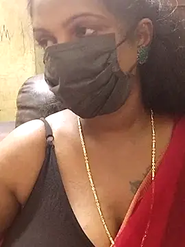 poojaa-rani online show from 09/29/25, 04:01