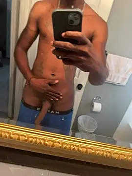 Snapshot of intertwine2025 chatting on 03/15/25, 03:16 intertwine2025 online show from 03/15/25, 03:16