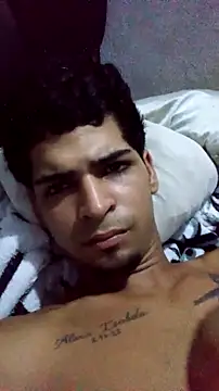 Snapshot of 317894 chatting on 11/19/25, 02:50 317894 online show from 11/19/25, 02:50