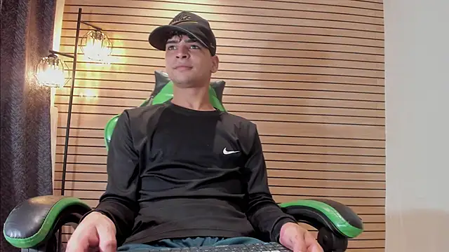 317894 online show from 04/16/26, 06:03