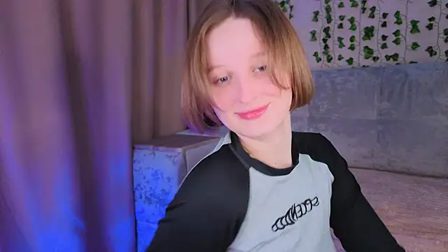 c0ralynx online show from 03/22/26, 07:28